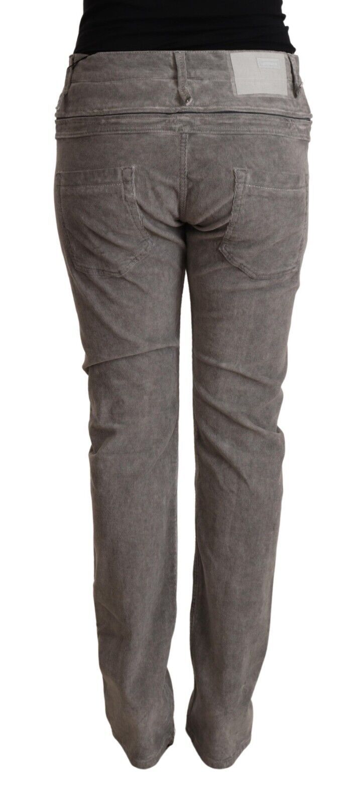 Acht Schicke graue Straight Fit Jeans mit hoher Taille