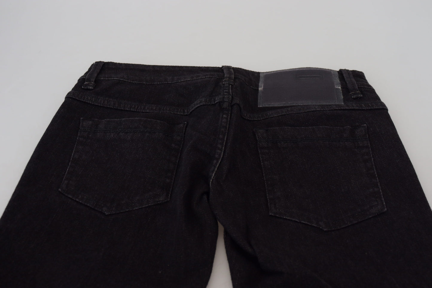 Acht Schlankes Baumwoll-Denim in Schwarz