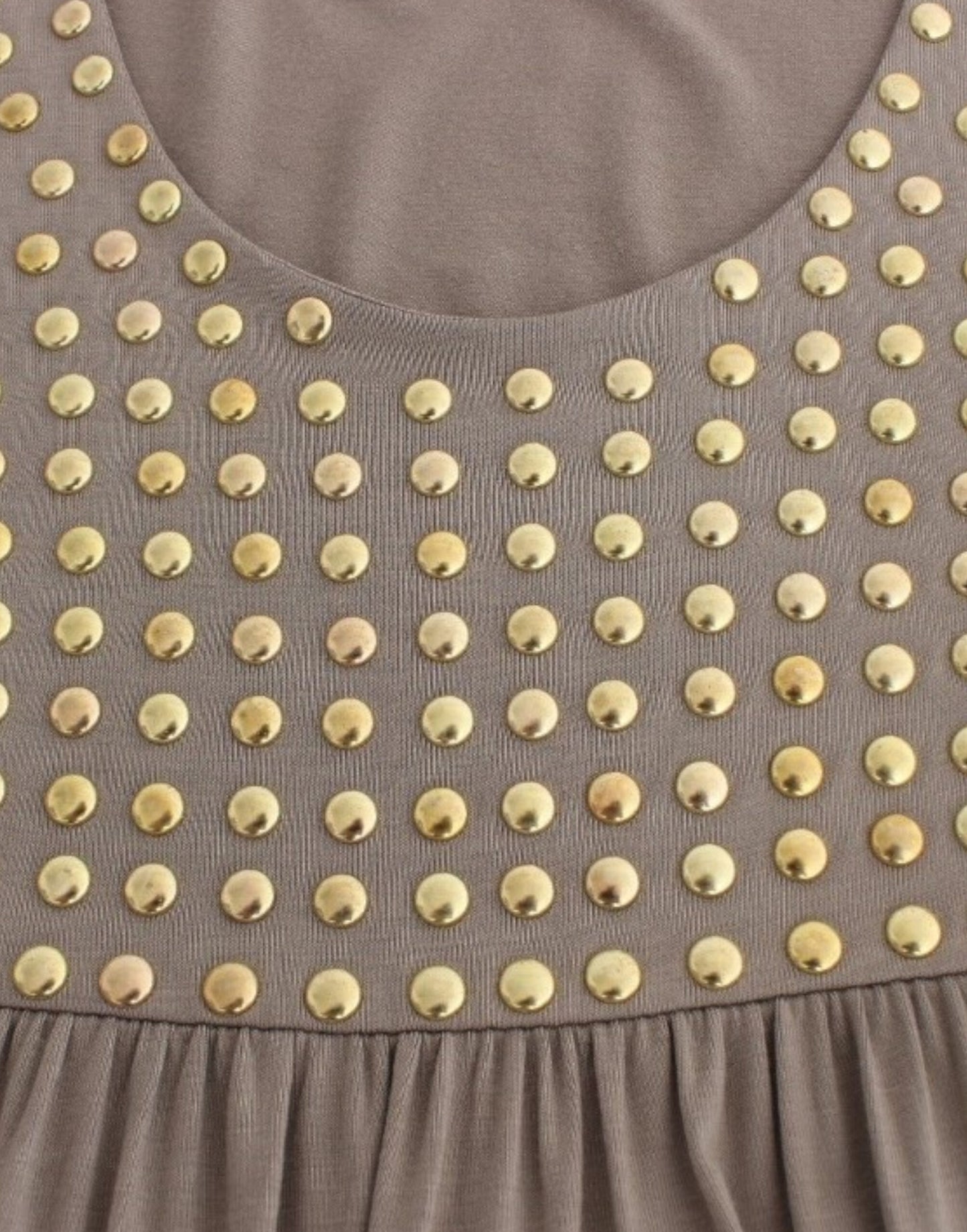 Roccobarocco Knielanges Etuikleid mit Nieten in Beige