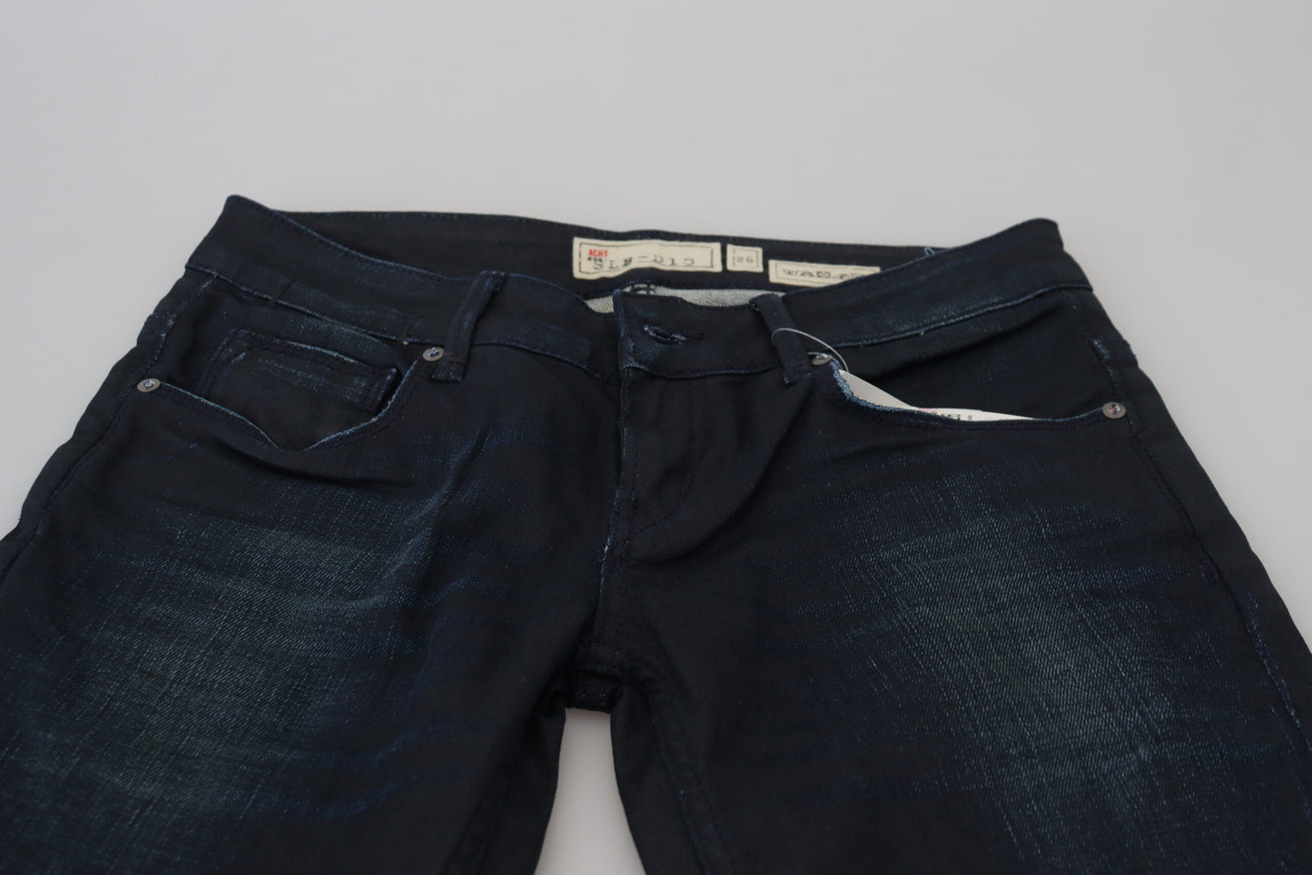 Acht Slim Fit Baumwoll-Denim-Jeans
